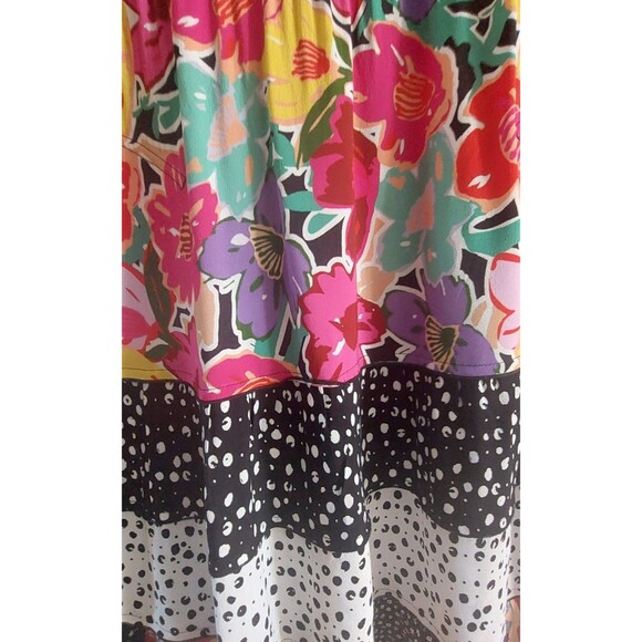 John Mark Dress Women XS Bright and playful,16 inch of Armp To Arm,Rayon, Viscos - Picture 9 of 12